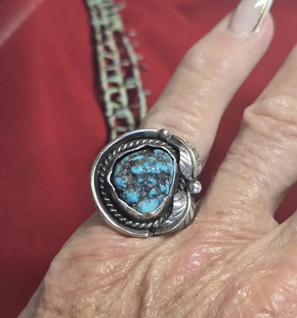 Vintage Navajo Sterling Silver And Raw Nugget Turquoise Ring Size 6 - Picture 4 of 5